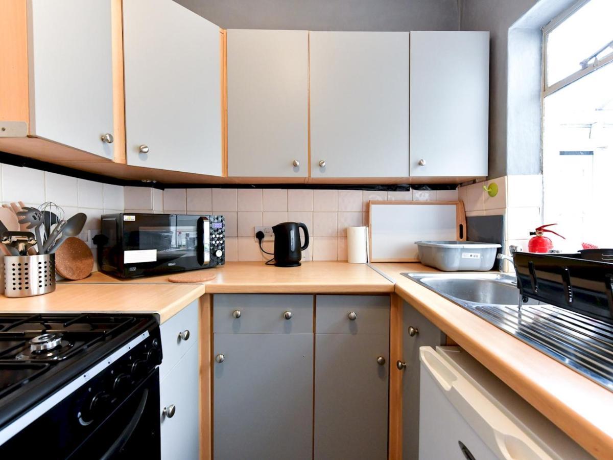 Pass The Keys Perfectly Located 3 Bed Home Close To The City Cardiff Exteriör bild