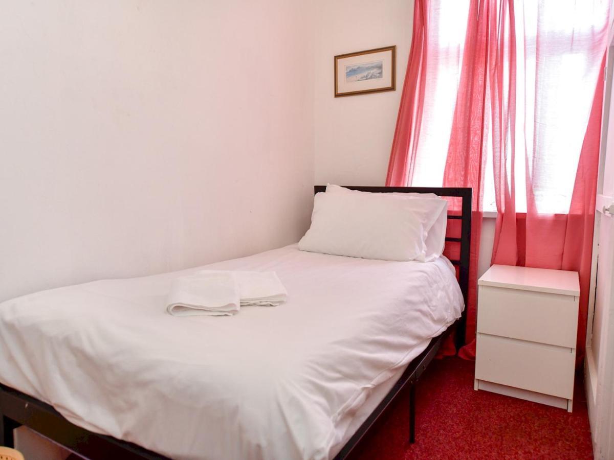 Pass The Keys Perfectly Located 3 Bed Home Close To The City Cardiff Exteriör bild